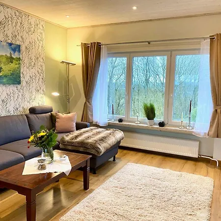 アパート Am Fuchsbau Hallschlag